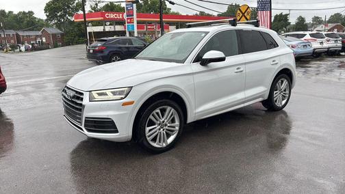 White 2019 Audi Q5 2.0T Premium Plus