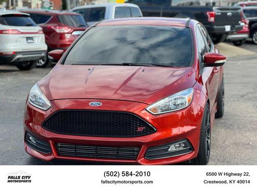 2018 Ford Focus ST 