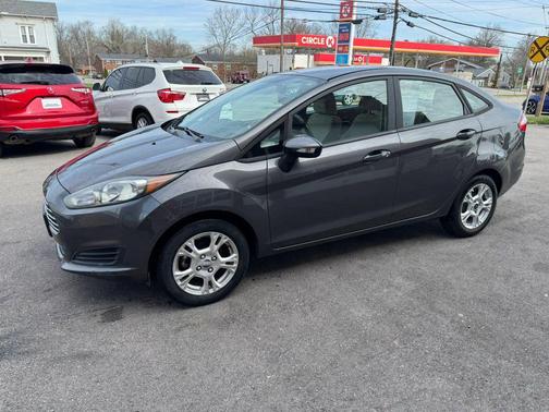 2015 Ford Fiesta SE