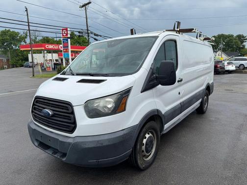 Oxford White 2017 Ford Transit-150 Base