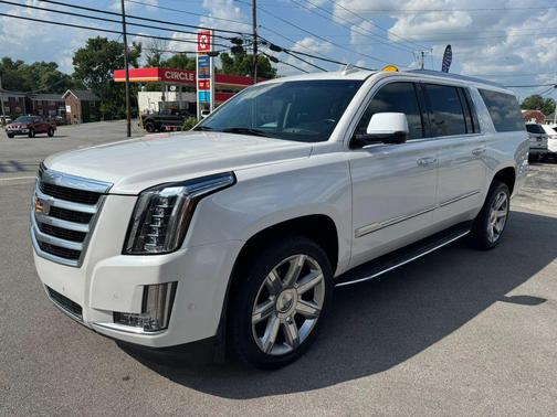 Crystal White Tricoat 2018 Cadillac Escalade ESV Sport