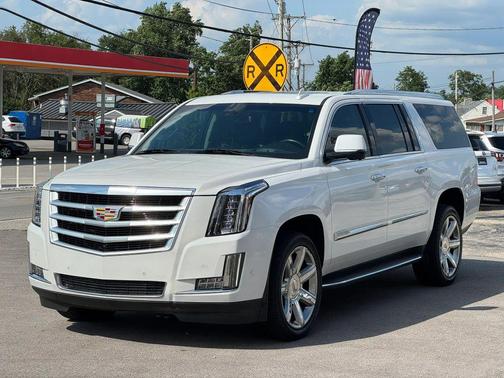 Crystal White Tricoat 2018 Cadillac Escalade ESV Sport