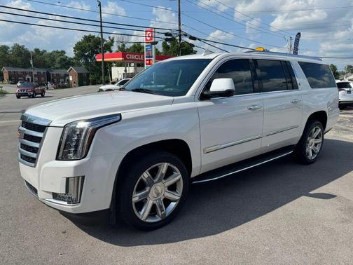 Crystal White Tricoat 2018 Cadillac Escalade ESV Sport