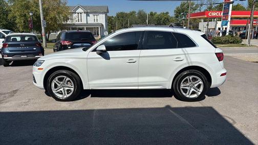 2019 Audi Q5 45 Premium