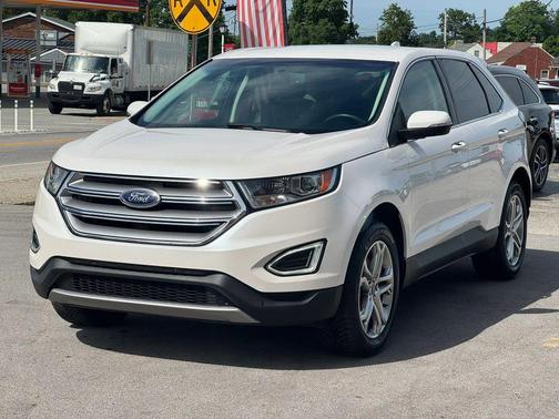 White Platinum Metallic Tri-Coat 2018 Ford Edge Titanium