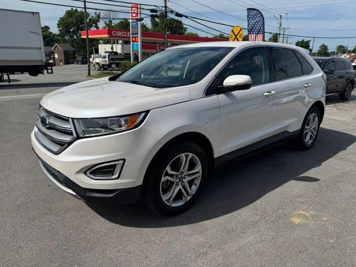 White Platinum Metallic Tri-Coat 2018 Ford Edge Titanium