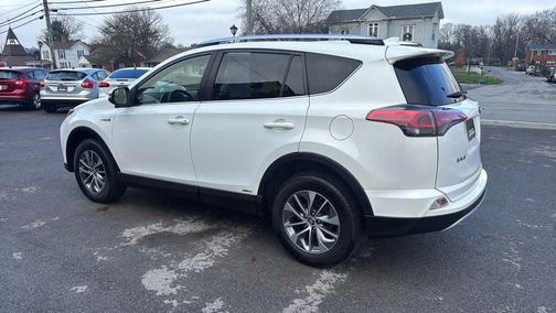 2016 Toyota RAV4 Hybrid XLE