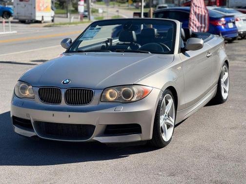 2011 BMW 135 135i Convertible 2D