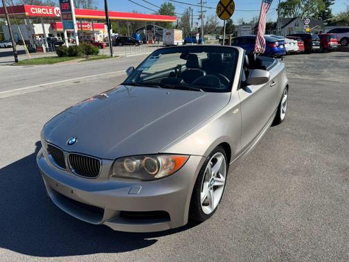 2011 BMW 135 135i Convertible 2D
