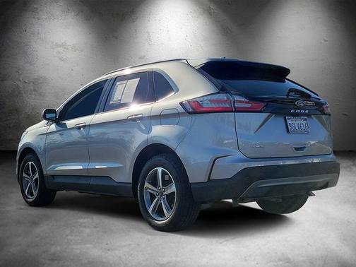 ICONIC SILVER 2023 Ford Edge SEL