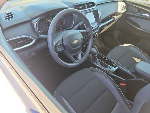 Summit White 2023 Chevrolet Trailblazer LT