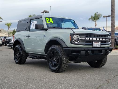 2024 Ford Bronco BLACK DIAMOND
