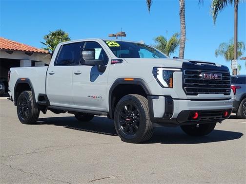 2025 GMC Sierra 1500 AT4