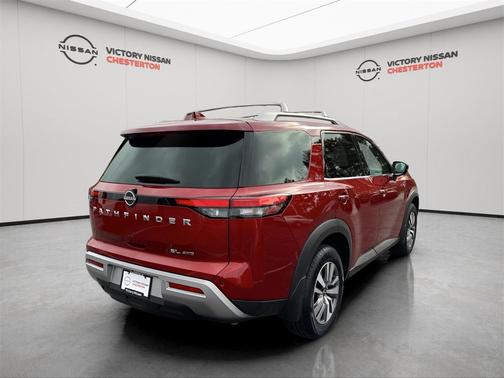 2023 Nissan Pathfinder SL 4WD