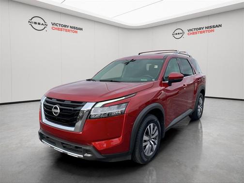 2023 Nissan Pathfinder SL 4WD
