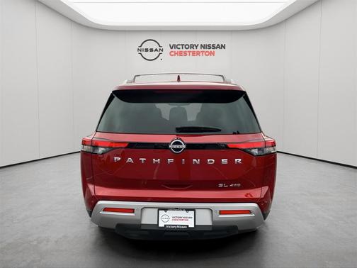 2023 Nissan Pathfinder SL 4WD