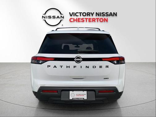 2025 Nissan Pathfinder SV 4WD