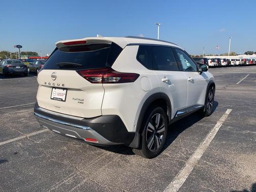 2023 Nissan Rogue Platinum