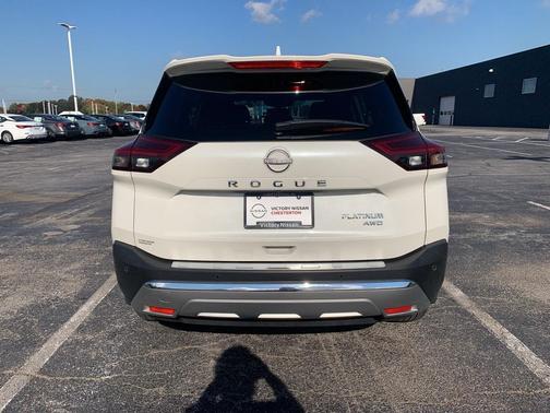 2023 Nissan Rogue Platinum