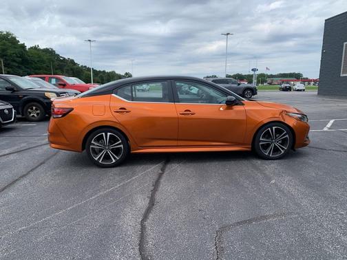 2022 Nissan Sentra SR