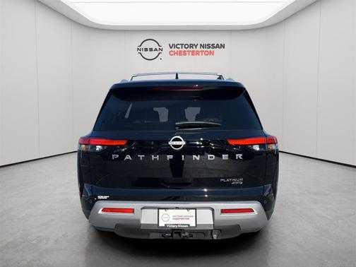 2025 Nissan Pathfinder Platinum 4WD