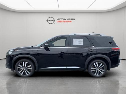 2025 Nissan Pathfinder Platinum 4WD