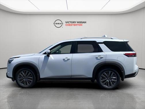 2025 Nissan Pathfinder SL 4WD