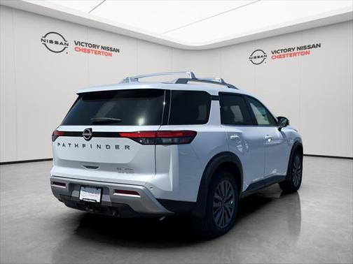 2025 Nissan Pathfinder SL 4WD
