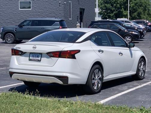 2025 Nissan Altima S FWD