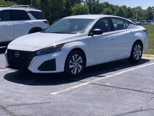 2025 Nissan Altima S FWD