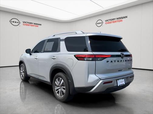2022 Nissan Pathfinder SL 4WD