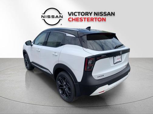 Aspen White 2026 Nissan Kicks SR