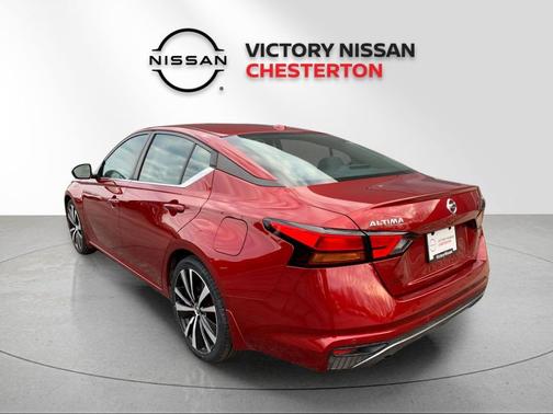 2020 Nissan Altima SR FWD