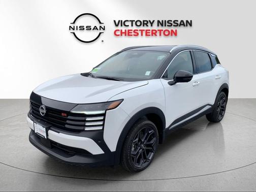 Aspen White 2025 Nissan Kicks SR
