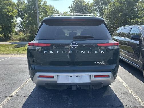 2023 Nissan Pathfinder Platinum 4WD