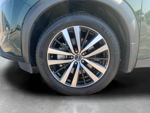 2023 Nissan Pathfinder Platinum 4WD