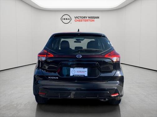 2025 Nissan Kicks S
