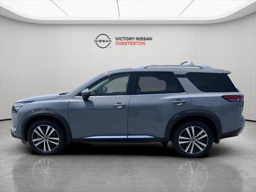 2025 Nissan Pathfinder Platinum 4WD