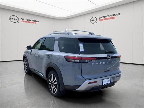 2025 Nissan Pathfinder Platinum 4WD