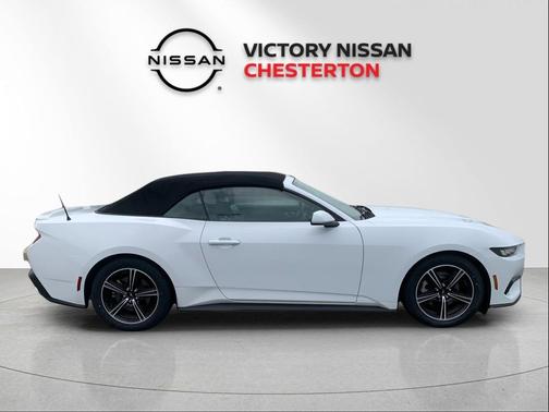 Oxford White 2024 Ford Mustang EcoBoost Premium