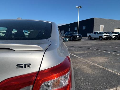 2016 Nissan Sentra SR