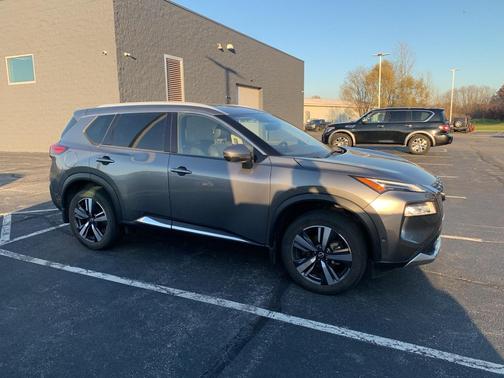 2023 Nissan Rogue Platinum