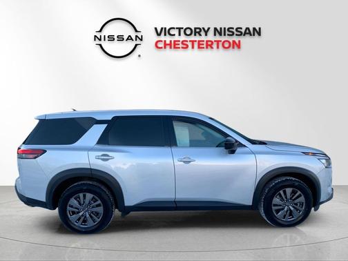2024 Nissan Pathfinder S 4WD