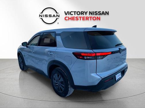 2024 Nissan Pathfinder S 4WD