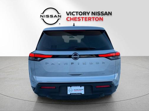 2024 Nissan Pathfinder S 4WD