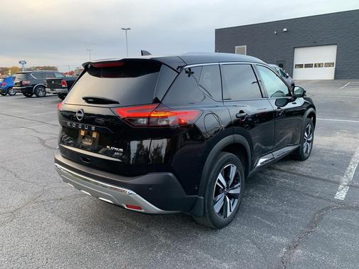 2023 Nissan Rogue Platinum