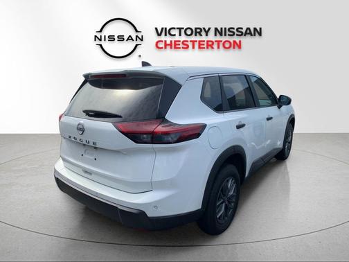 Glacier White 2024 Nissan Rogue S