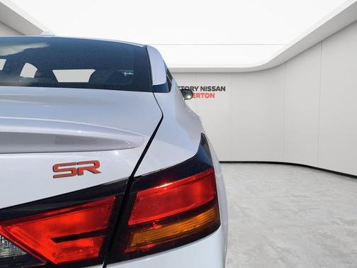 2023 Nissan Altima SR FWD
