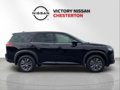 2025 Nissan Pathfinder S 4WD