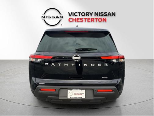 2025 Nissan Pathfinder S 4WD
